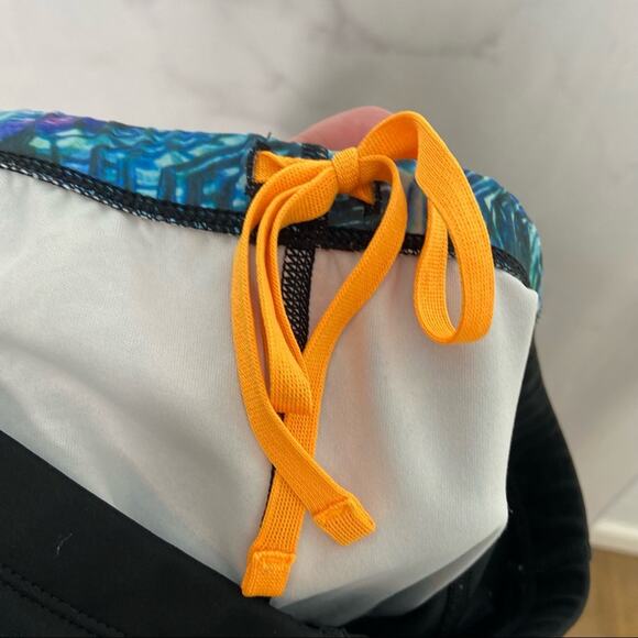 New Balance Accelerate Capri Leggings Palm Leaf Activewear Running Gym Size S - Picture 9 of 11